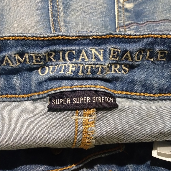 American Eagle Super Super Stretch Jean Shorts - Picture 6 of 7